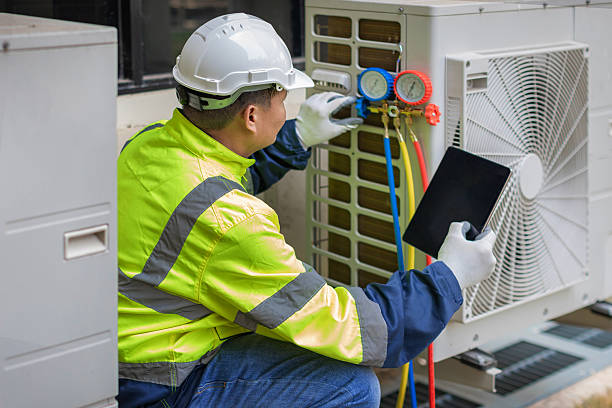 Professional Heat Pump Repair technician working in Tollhouse, CA